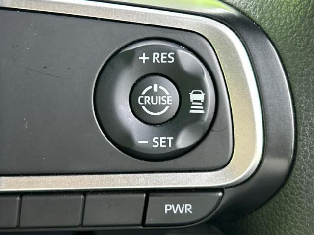国産車から輸入車まで多様なお客様のニーズのお応えできるように、全国規模で豊富な在庫展開！車のことならWECARSへ！