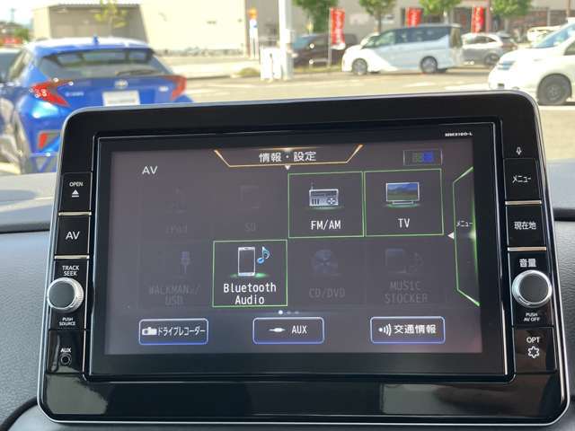 Bluetooth接続ができるので音楽再生、ハンズフリー電話ができます。TV、ラジオ、CD・DVD再生も！
