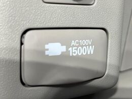 【1500Wアクセサリーコンセント】消費電力1500Wまでの家電が使えます。キャンプやスポーツ・アウトドアでのアクティビティはもちろん、災害・停電の際に大活躍♪