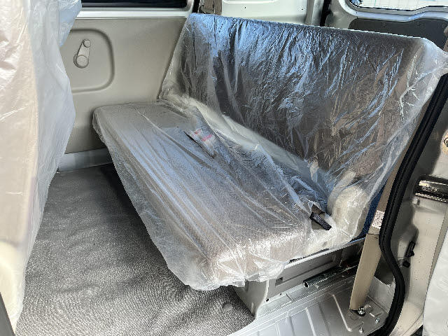 国内全メーカーの新車をお安く販売可能☆ディーラーさんより安く新車を購入したい！そんなあなたに自信を持ってご案内致します！トヨタ新車在庫有り多数ご用意出来ます。