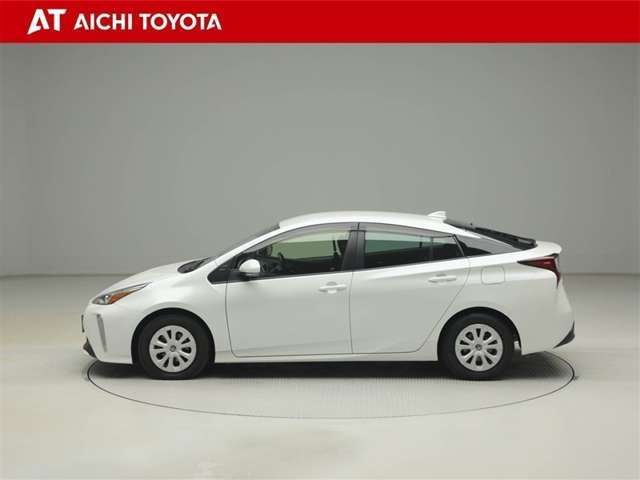 『ロングラン保証』はメーカー、年式を問わず1年間・走行距離無制限の無料保証です。最長3年まで延長可です！詳しくはスタッフまでおたずねください。