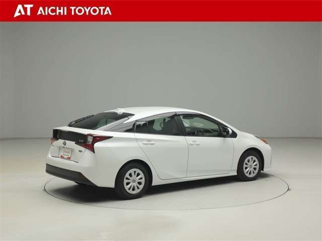 『ロングラン保証』はメーカー、年式を問わず1年間・走行距離無制限の無料保証です。最長3年まで延長可です！詳しくはスタッフまでおたずねください。