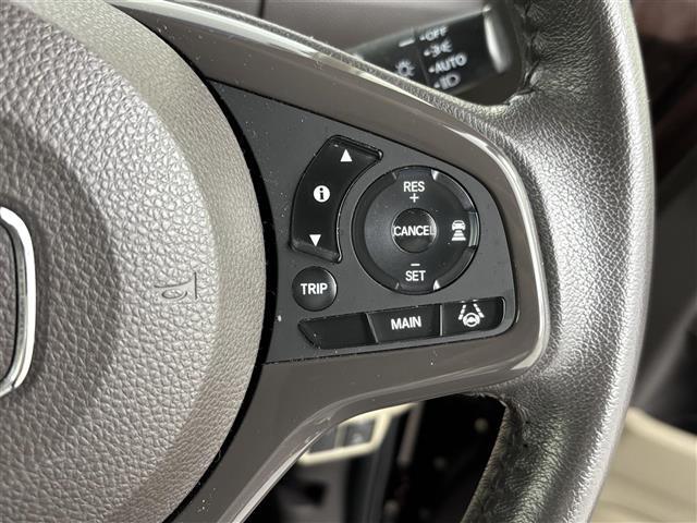【運転席操作部】快適なドライブを楽しむための機能が装備されています！運転席から触れるので、使いやすいです！除菌プランいれていただくと、さらに清潔で安心していただけます！
