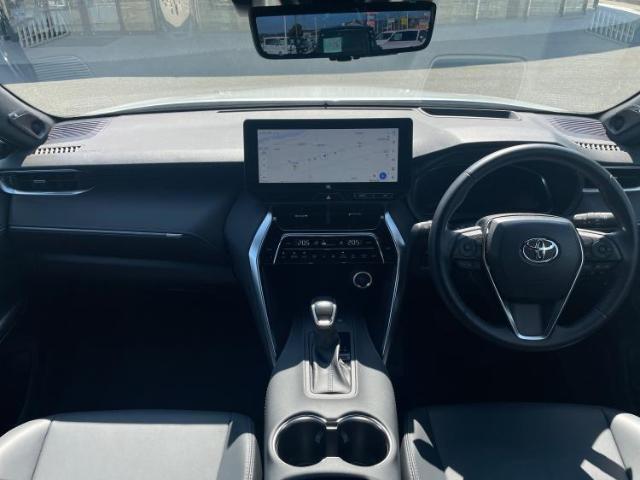 「この車の写真をもっと見たい」「状態が気になる」「この装備はついている？」どんな小さな疑問でもお気軽にお問い合わせください！