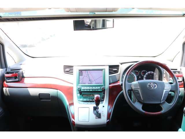 とても運転しやすい車内設計！