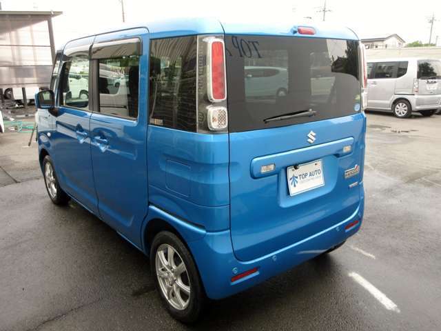 【軽自動車専門店】常時展示台数在庫450台の大型展示場で現行モデルからオールドルックなマニアックなお車まで幅広く展示中！格安軽自動車でお探しならお任せ下さい！！