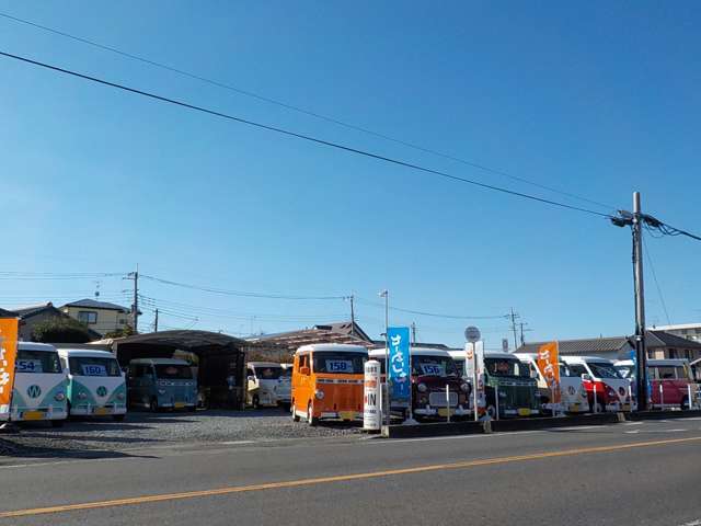 まるみ自動車はレトロ系軽自動車の専門店です☆