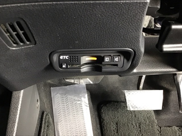 ETC付いてます。ETCが使用可能な道路通行料はキャッシュレスでスマートに走行できます。再セットアップして納車致します