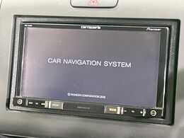 【ナビゲーション】目的地までしっかり案内してくれる使いやすいナビ。Bluetooth接続すればお持ちのスマホやMP3プレイヤーの音楽を再生可能！毎日の運転がさらに楽しくなります！！