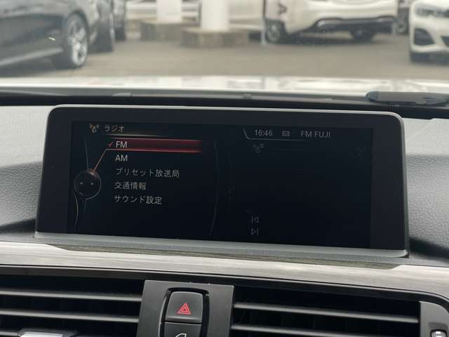 ご来場が難しいお客様でもご安心下さい、店頭在庫でしたらテレビ電話などを使いお車の詳細をご説明させて頂く事も可能でございます。当店スタッフが真心込めてご対応させて頂きます。