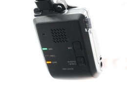 ◆ドライブレコーダー◆映像・音声などを記録する自動車用の装置です。　もしもの事故の際の記録はもちろん、旅行の際の思い出としてドライブの映像を楽しむことができます。