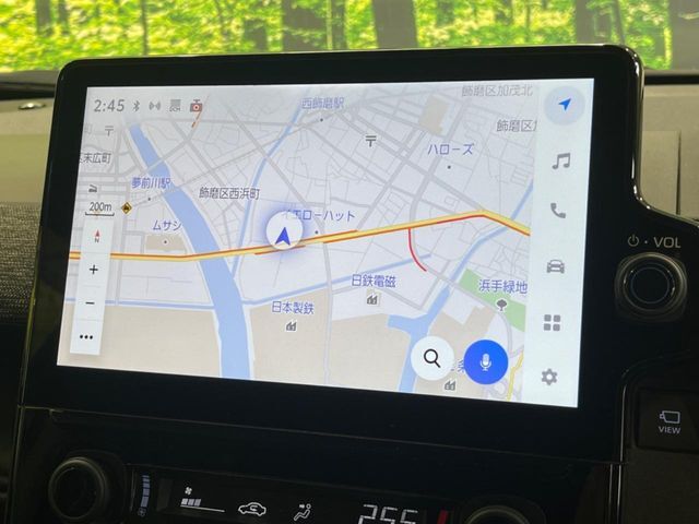 【ナビ機能付きディスプレイオーディオ】ナビ機能搭載の他、お持ちのスマートフォンと連携して、ナビやbluetoothでの音楽再生が可能です♪デザインはもちろん操作性も良好！
