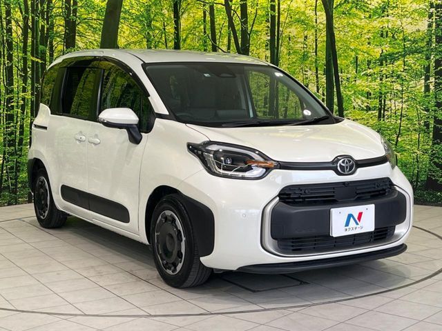 大好評のボディコーティング「弾スプラッシュコート」もご納車までに施工可能。通常のガラスコートと異なる、耐久年数6年の無機質ガラスコーティングが、ボディをキレイな状態に保ってくれます。