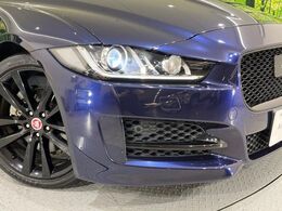 ◆R-sportsバンパー、純正19インチブラックホイール、ブラックパックにより非常に引き締まったスタイリングとなっております。