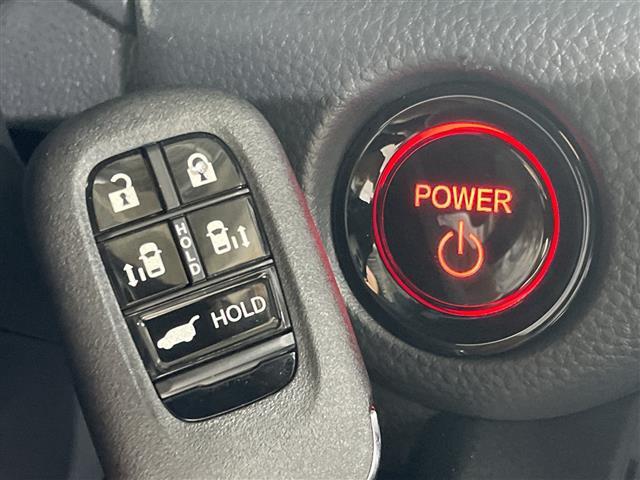 【付属品】このクルマ限定で使える装備品が付いています！使い方などはぜひ実際に店舗にお越しいただき、専門スタッフにお尋ねください！