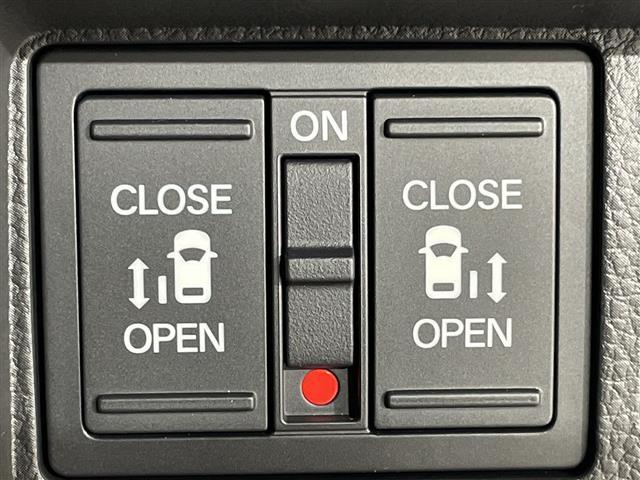 【運転席操作部】快適なドライブを楽しむための機能が装備されています！運転席から触れるので、使いやすいです！除菌プランいれていただくと、さらに清潔で安心していただけます！