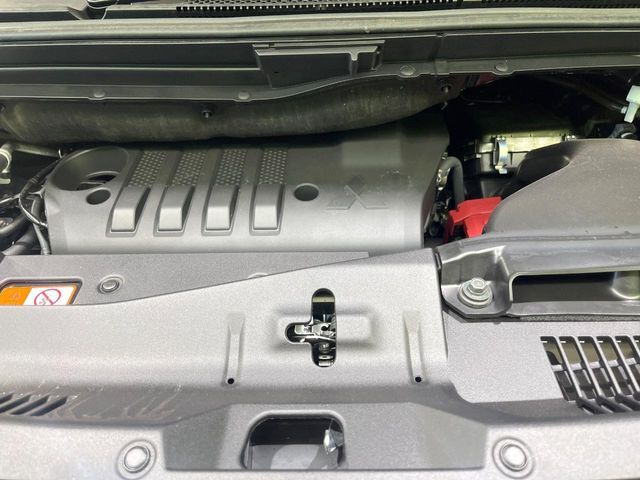 親切・丁寧な専門メカニックスタッフが応対！・車検・点検整備・事故等の修理などアフターサービスも安心。お車のカスタマイズもネクステージのサービススタッフまでご相談ください！