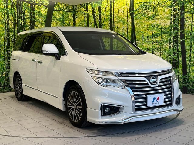 大好評のボディコーティング「弾スプラッシュコート」もご納車までに施工可能。通常のガラスコートと異なる、耐久年数6年の無機質ガラスコーティングが、ボディをキレイな状態に保ってくれます。