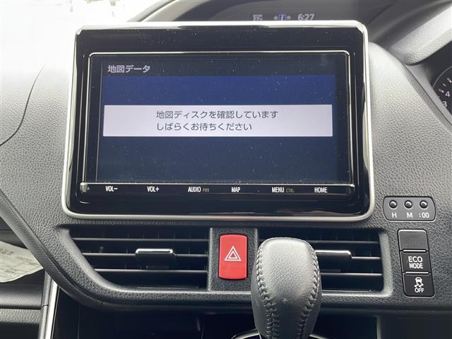 納車前に内外装のクリーニングをいたします。各種コーティング（別途有料）もご用意しておりますので、是非ご相談ください。