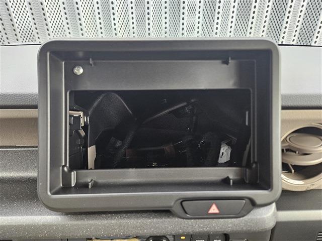 ★自動車保険もお任せ★　保険の専門店【保険のはなこ】には専門の知識を持ったスタッフとあいおいニッセイ同和損保・東京海上日動保険・損害保険ジャパンの3社取り扱いで任意保険もお気軽にご相談ください！！