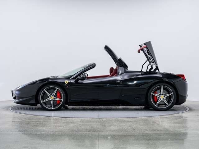 フェラーリ 458スパイダー F1 DCT 2014年 1.4万キロ (神奈川県