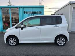 海老ケ瀬インター降りて新潟駅方面へ！！2つ目の信号を右折してください。青い看板が目印です☆