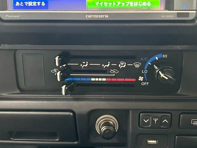お問い合わせは0120-70-4092まで。専門店だからこその知識・経験豊富な、熟練したスタッフ達が、お客様に適した一台をご案内致します。