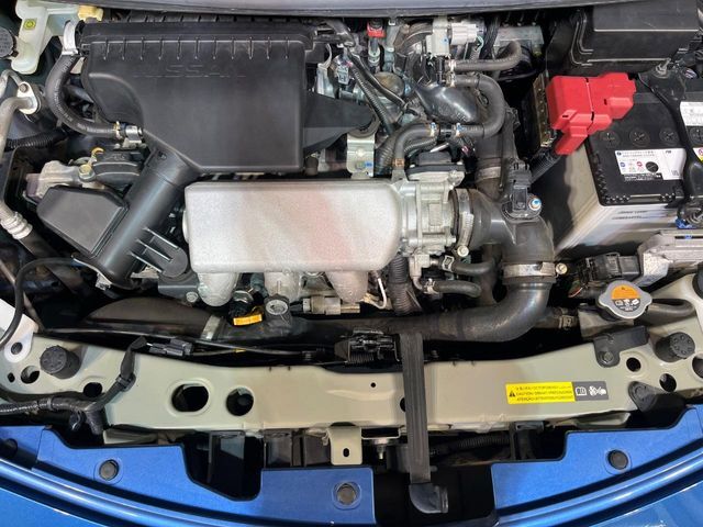 親切・丁寧な専門メカニックスタッフが応対！・車検・点検整備・事故等の修理などアフターサービスも安心。お車のカスタマイズもネクステージのサービススタッフまでご相談ください！