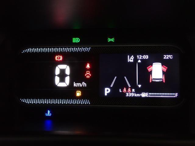 パッと見でも車速の確認がしやすい　デジタル表記のメーター。