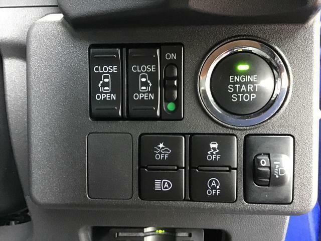 エンジン操作は、スイッチだけの”プッシュボタンスタート“を装備！もうバッグから鍵を取り出さなくてもいいんですよ♪運転席からスライドドアの開閉ができます！