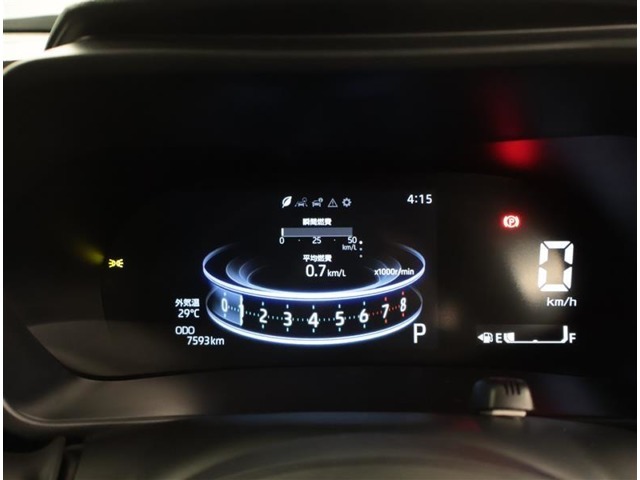 メーターは見やすい安全仕様！様々な情報がここに詰まっております◎ご来店時にはお客様自身の目でご確認ください。内装の質感や臭い・小さな傷など写真ではお伝えしにくい部分が有るのがU-carです。