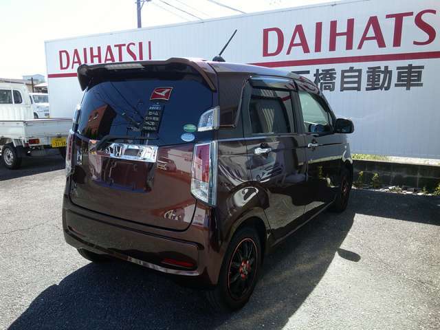 当社は福岡陸運局長認証工場です。