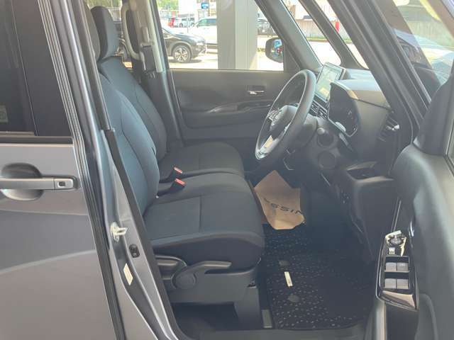 快適に運転できるドライブポジション！シートリフターもあるので無理のない運転姿勢がとれます。