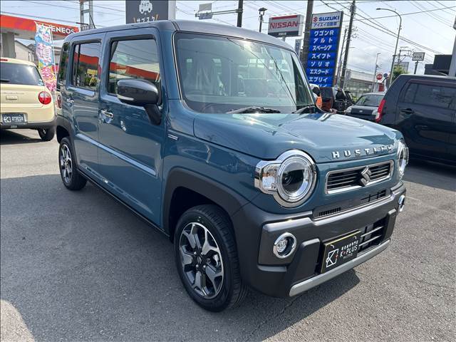 当店は「女性にやさしい自動車販売店」をモットーに専門用語を使わないわかりやすい説明をするよう心がけております。女性スタッフも在籍しておりますのでお気軽にご相談ください。