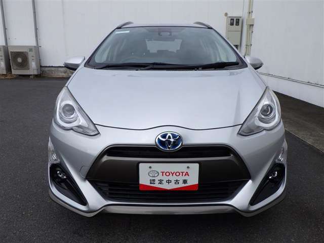 すぐ乗れる中古車も当店はラインナップ！！全車1年距離無制限保証付き！まるまるクリンで内外装キレイ！マイカーローンは最短15分で審査可能！お車のことならまず当店にご相談ください！