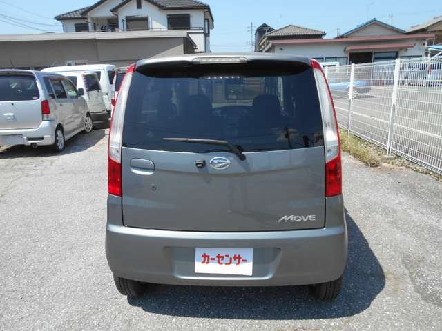 ルーフスポイラー付き