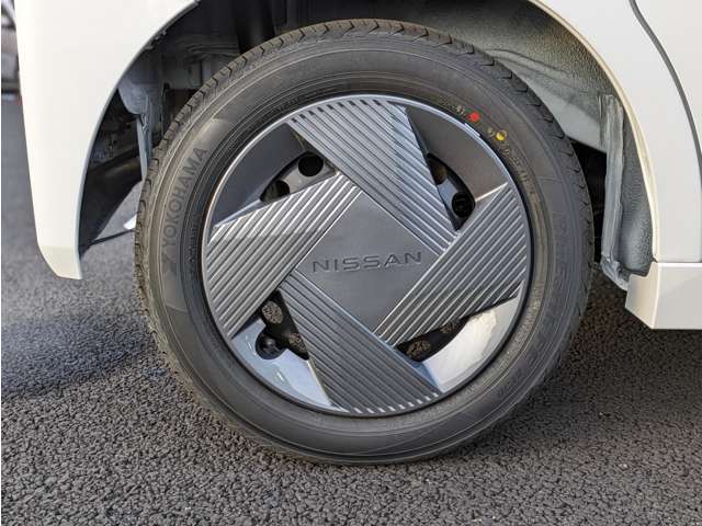 ☆訳アリ目玉車とは☆　品質が高い車両だけど少しだけ訳アリな商品です。展示期間が長い車両/キズや汚れが少しある/下取り車などで中間マージン無しなどの理由です。