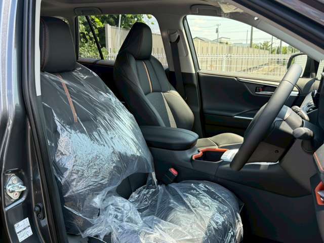 ☆高品質車両が200台以上在庫展示中！！試乗コースも完備しております。気になるお車が有れば乗り比べしてみて下さい☆