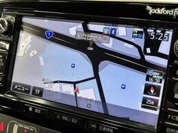純正マルチナビゲーション搭載。DVDの再生、フルセグTV、Bluetoothお楽しみいただけます。