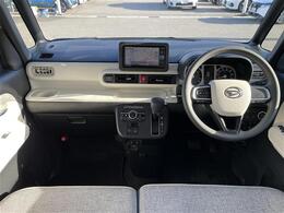 【インパネ全体】全方位で視界が広く、高い目線で運転もしやすいです！