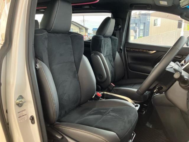 「この車の写真をもっと見たい」「状態が気になる」「この装備はついている？」どんな小さな疑問でもお気軽にお問い合わせください！