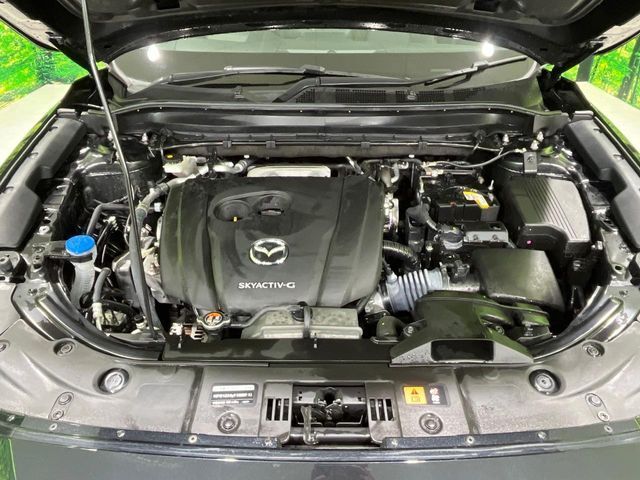 親切・丁寧な専門メカニックスタッフが応対！・車検・点検整備・事故等の修理などアフターサービスも安心。お車のカスタマイズもネクステージのサービススタッフまでご相談ください！