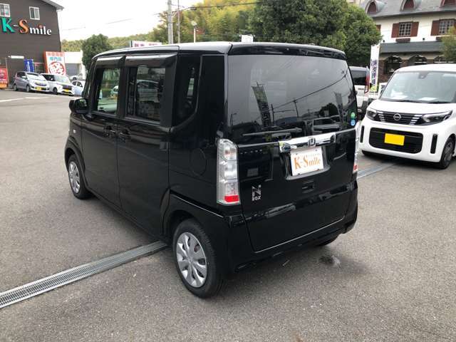 お車は一生の内にそう何度も買いなおされるものではありません。なので後悔の無いお車選びとカーライフ私たちケイスマイルにサポートさせて下さい！