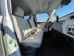 「この車の写真をもっと見たい」「状態が気になる」「この装備はついている？」どんな小さな疑問でもお気軽にお問い合わせください！