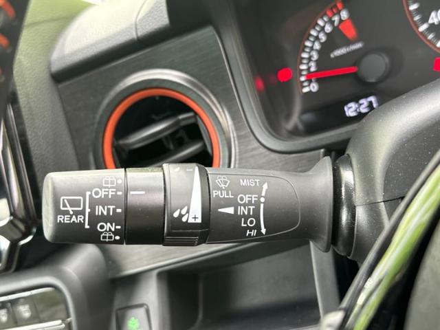 お車に合わせて無料保証以外にも、保証範囲、期間、距離を拡充させた有料保証もご用意しております！中古車の購入が初めてで不安・・・というお客様もご安心ください！