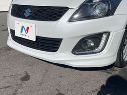 【純正エアロ】人気の純正エアロを装備！クルマの外観がよりスタイリッシュになり、街中で存在感あふれる1台に♪将来買い替える時にもリセールに影響しやすく、価値ある人気の装備です！