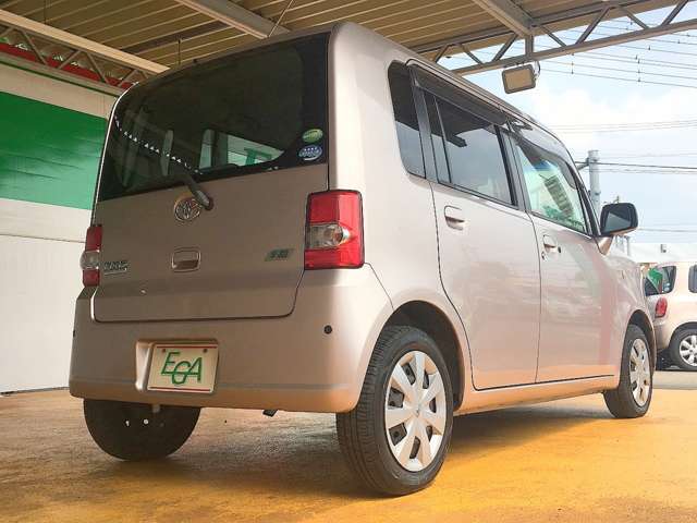 外装も特に目立つキズ等も無くキレイです！お探しの方はお早めに！全国納車も可能です！実際に現車確認が難しい当店より遠方の方でも一度ご相談下さい！