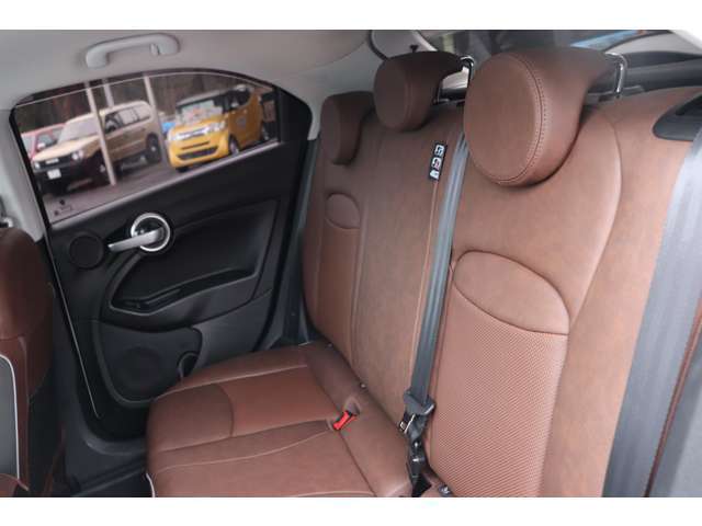 当社では、お客様にご納得してご購入して頂く為に現車確認をお勧めしています。気になる車がございましたら見て頂くだけでも結構ですので1度ご来店下さい。従業員一同、心よりお客様のご来店をお待ちしています。
