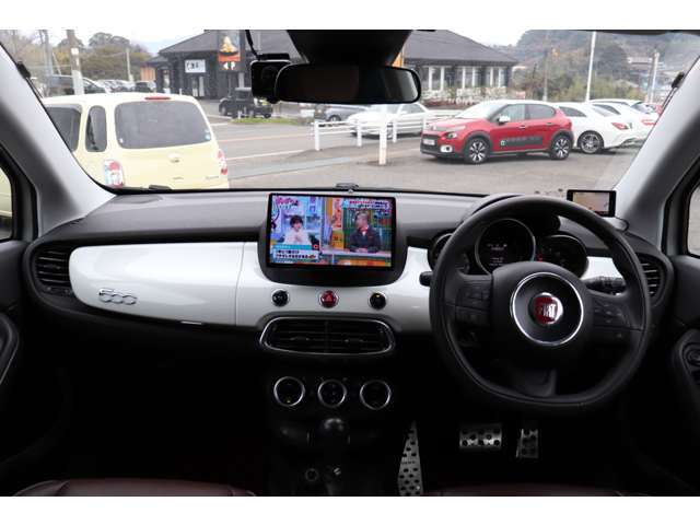 国産車から外車（輸入車）まで全メーカー新車・中古車販売・リース販売・車検・板金・修理・レンタカー取扱店です。テスター（診断機）完備ですので外車（輸入車）の車検や修理も自信をもっておこなっております。