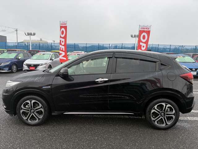 ☆チャンスの魅力9☆　なんと！！カーライフサポート保証にご加入頂くと、エンジンオイル交換10回分の無料チケット付いてます！！お客様から大変好評頂いています！！※オイルエレメントは別途有料